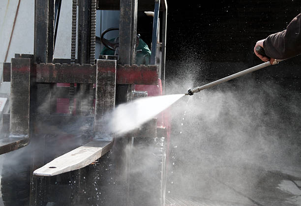 Playground Equipment Cleaning in Commerce, TX